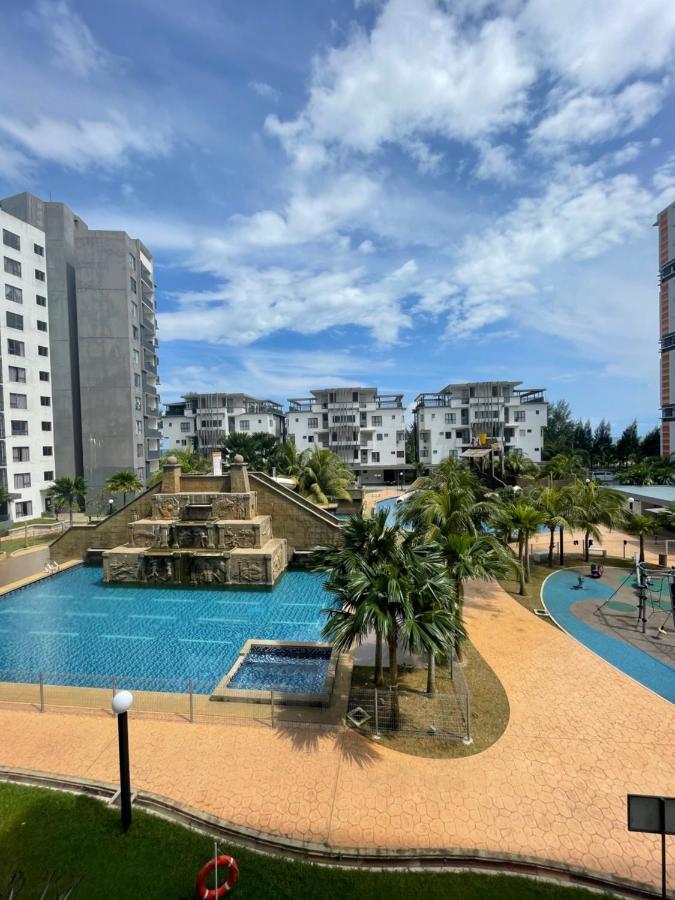 Sea View Water Theme Park At Swiss Garden Residence - 2 Bedroom Apartment Kuantan Zewnętrze zdjęcie