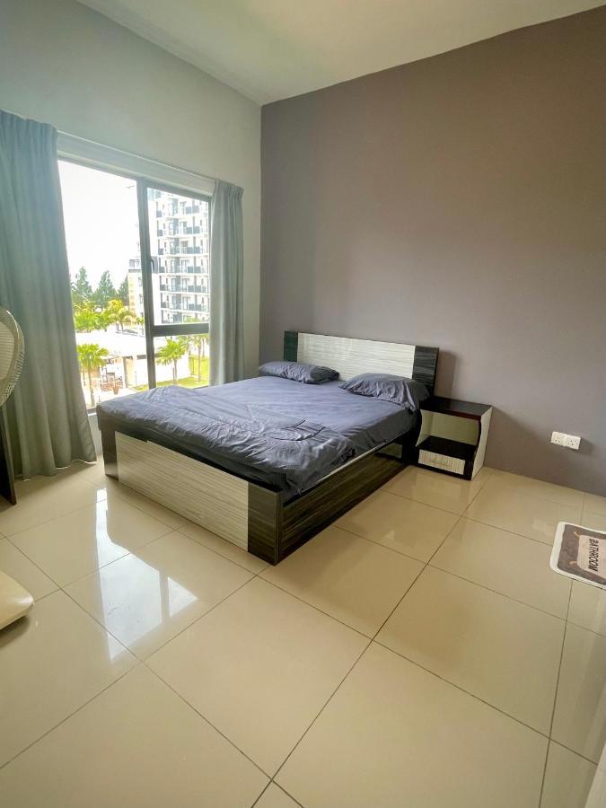Sea View Water Theme Park At Swiss Garden Residence - 2 Bedroom Apartment Kuantan Zewnętrze zdjęcie